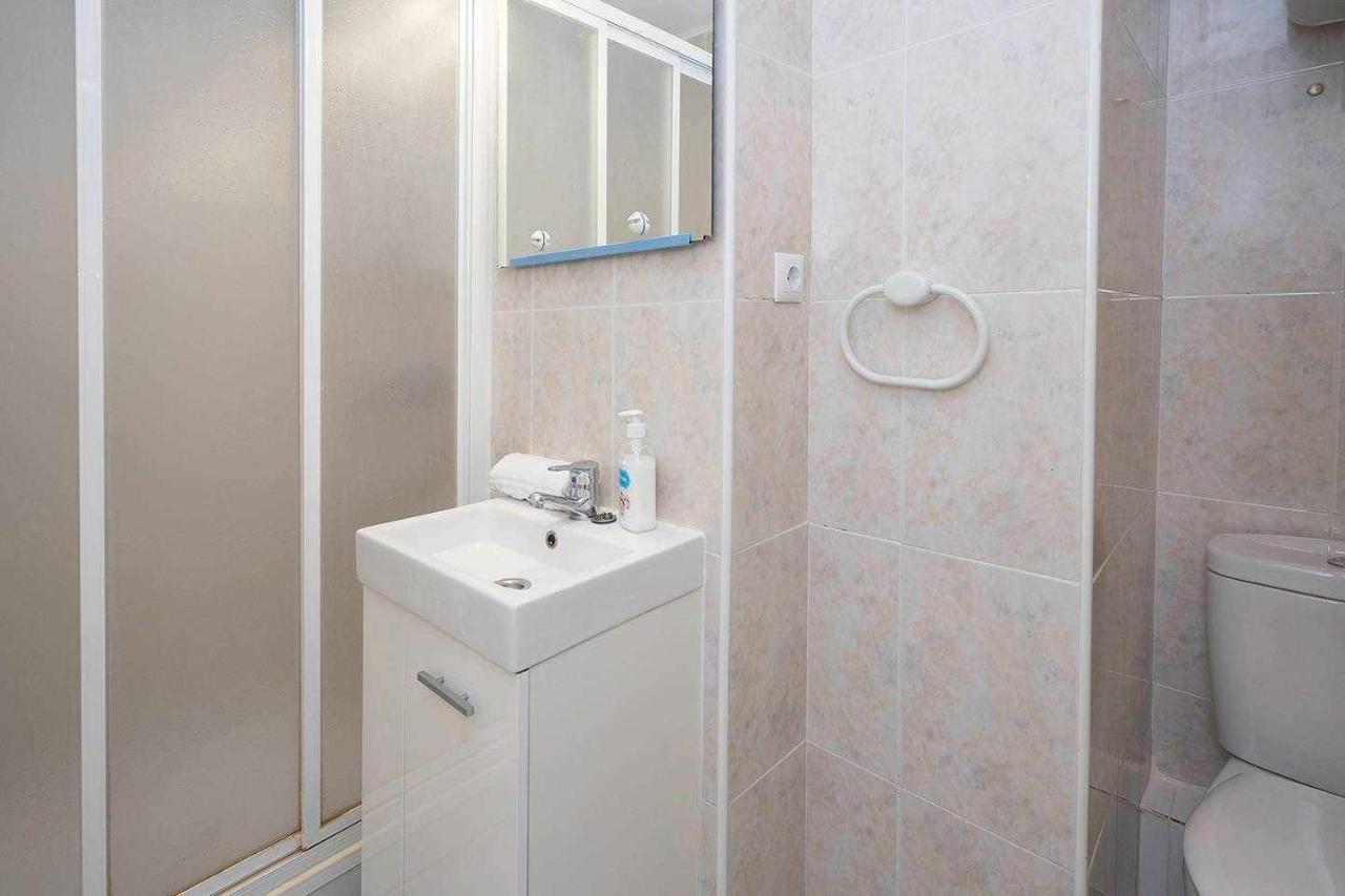 Estudio Voramar San Juan Apartment